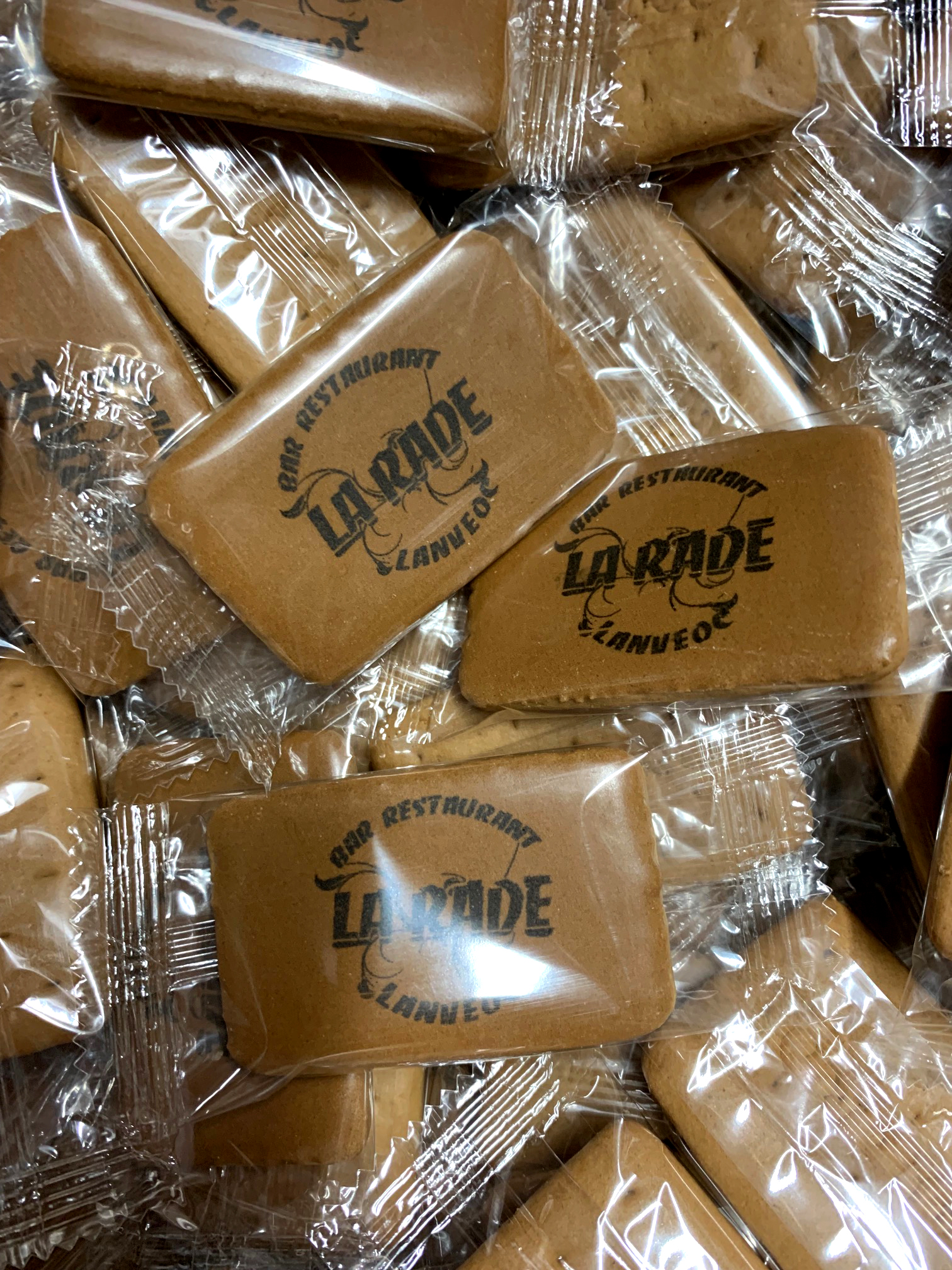 Biscuits-au-café-imprimés-gourmandises.decors-fins.com