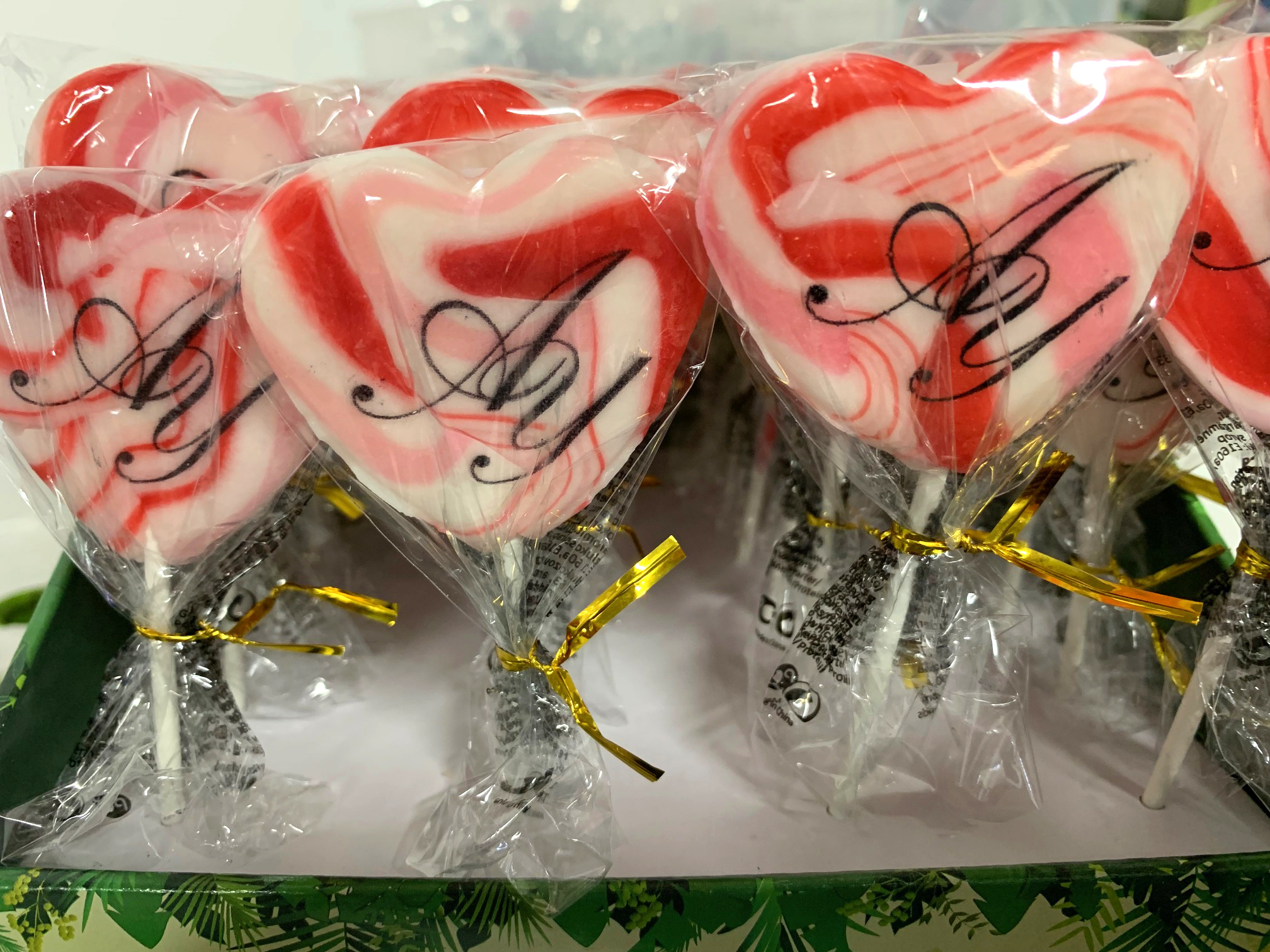 Sucettes personnalisées mariage saint valentin | gourmandises.decors-fins.com